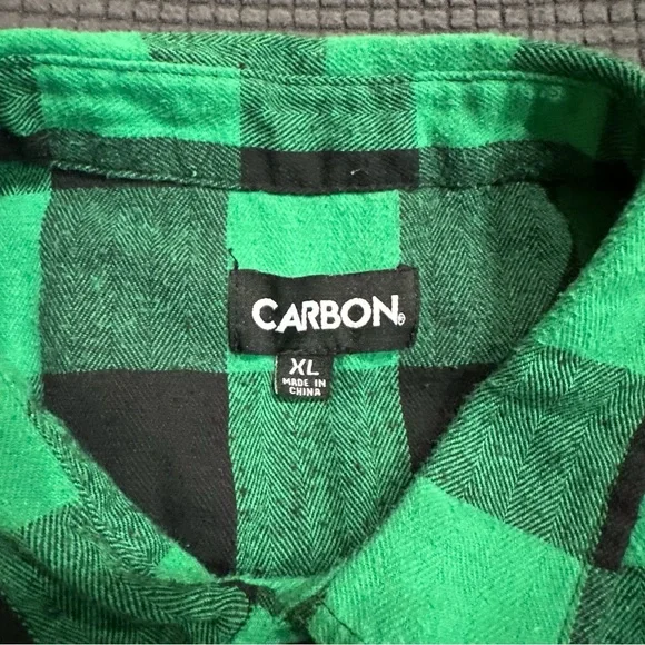 Rue21 Carbon Men’s Green & Black Flannel Button-up w/White Design X-Large - Picture 5 of 6